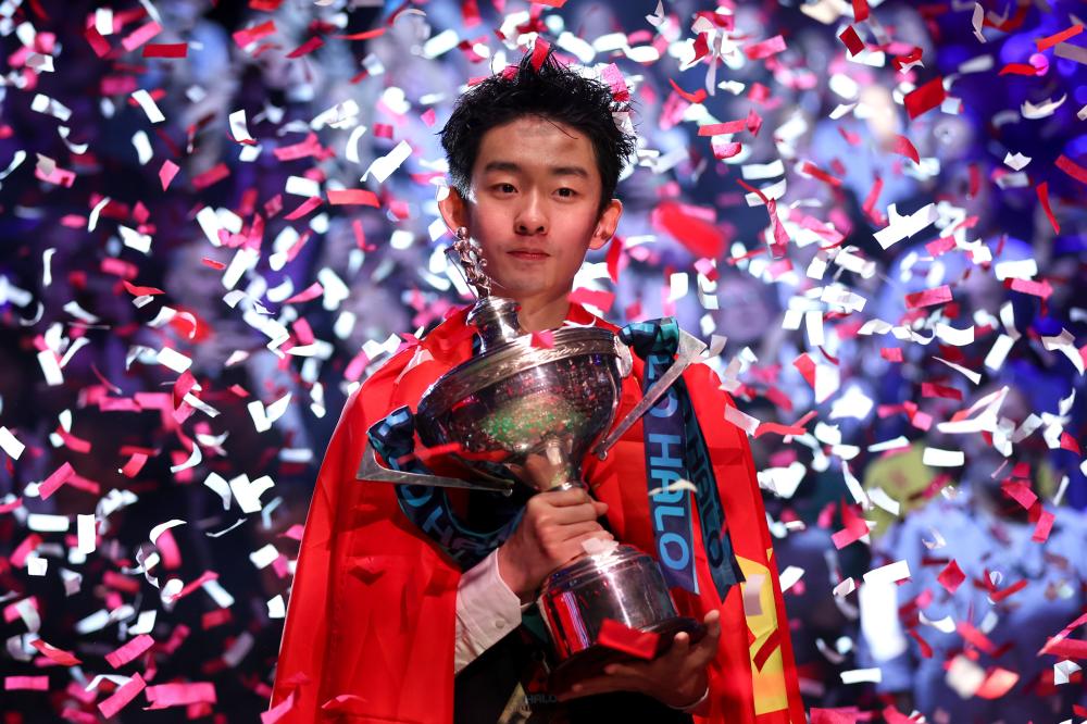 拉贾博夫国际象棋传奇之路从少年天才到世界顶尖棋手的巅峰征程